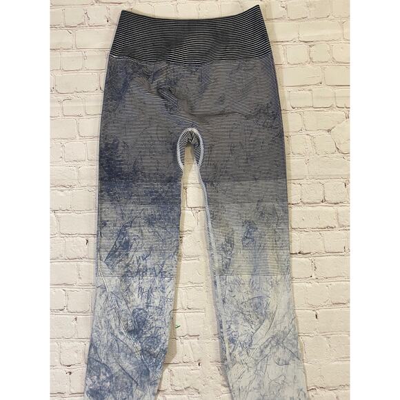 lululemon leggings size 4 - Picture 2 of 9